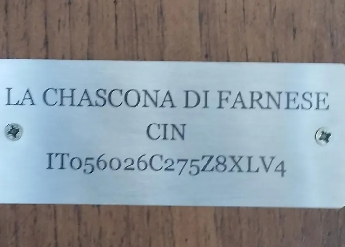 La Chascona Di Farnese Casa Di Tufo Nel Borgo