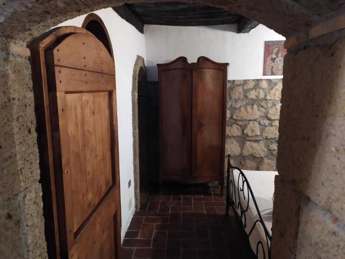 Appartamento La Chascona Di Casa Di Tufo Nel Borgo